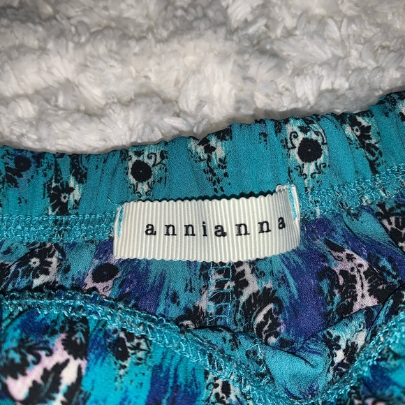 Shorts😍 - Picture 4 of 5